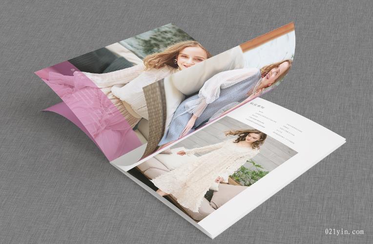 服裝畫冊設(shè)計欣賞  第6張